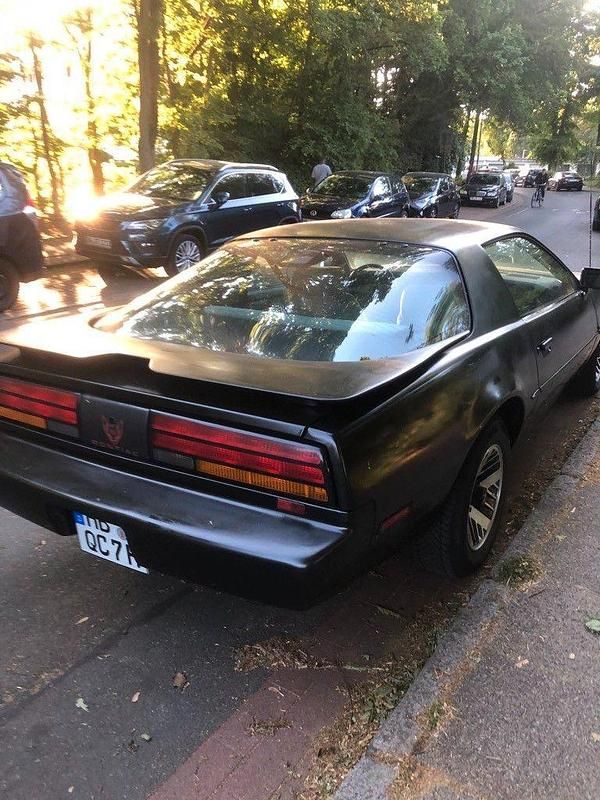 Gebraucht Pontiac Firebird 140 PS (102 kW) 1990 Schwarz Coupé