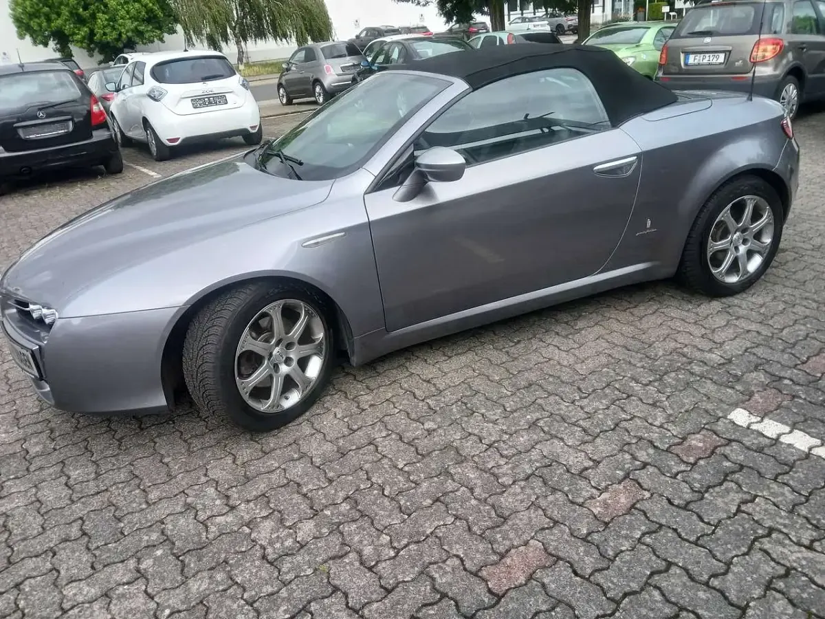 Gebraucht Alfa Romeo Spider Exclusive 185 PS (136 kW) 2007 Diamant grau Cabrio