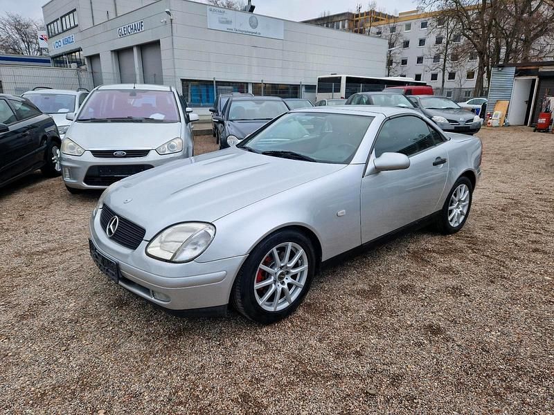 Gebraucht Mercedes SLK200 136 PS (100 kW) 2001 Silber Cabrio