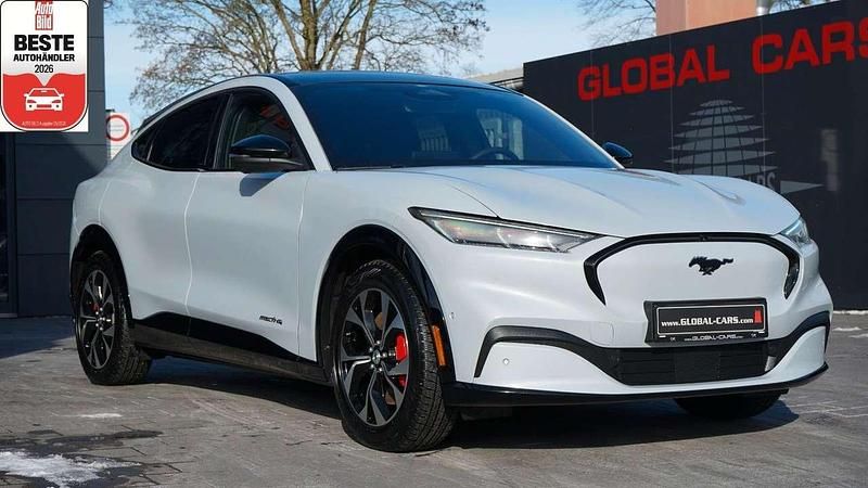 Gebraucht Ford Mustang Mach-E 197 kW (269 PS) 2022 Star white platinum SUV