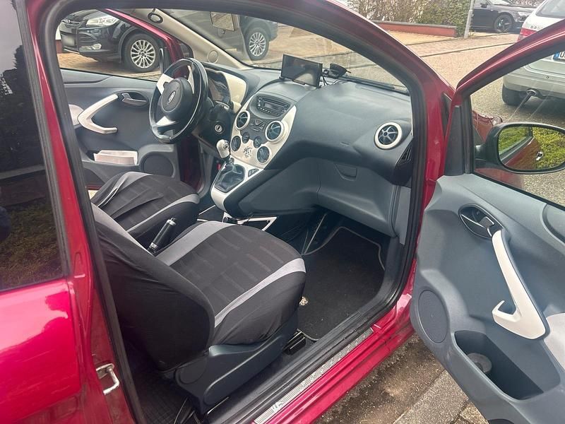Gebraucht Ford Ka 69 PS (50 kW) 2010 Rot Kleinwagen