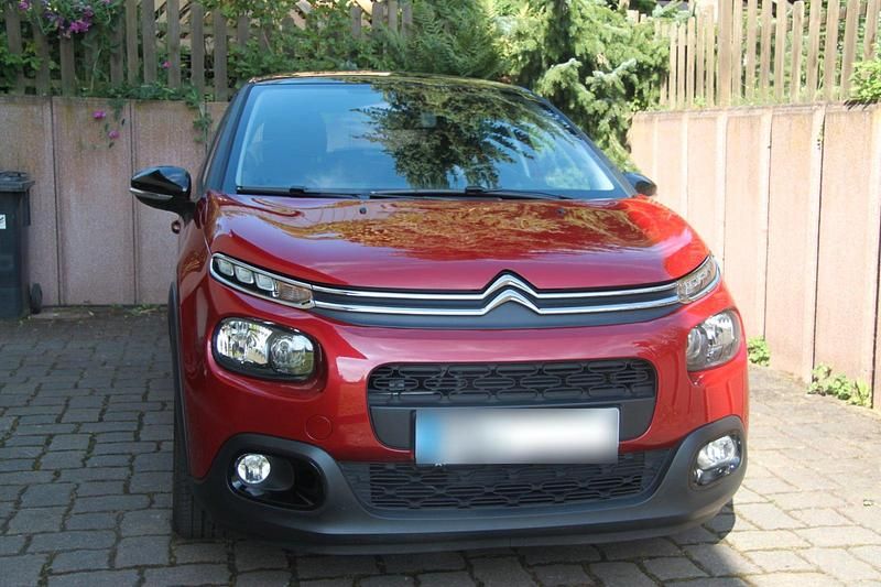 Gebraucht Citroën C3 Shine 82 PS (60 kW) 2018 Rot Kleinwagen