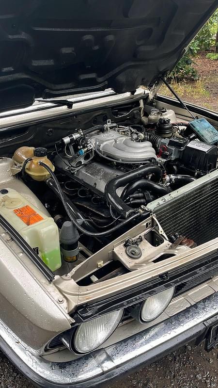 Gebraucht BMW 525 127 PS (93 kW) 1986 Limousine