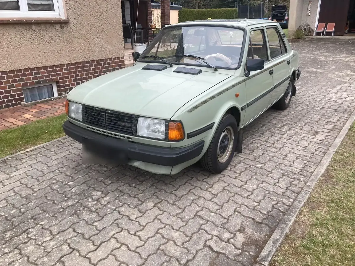 Gebraucht Skoda 105 1989 Grün Limousine
