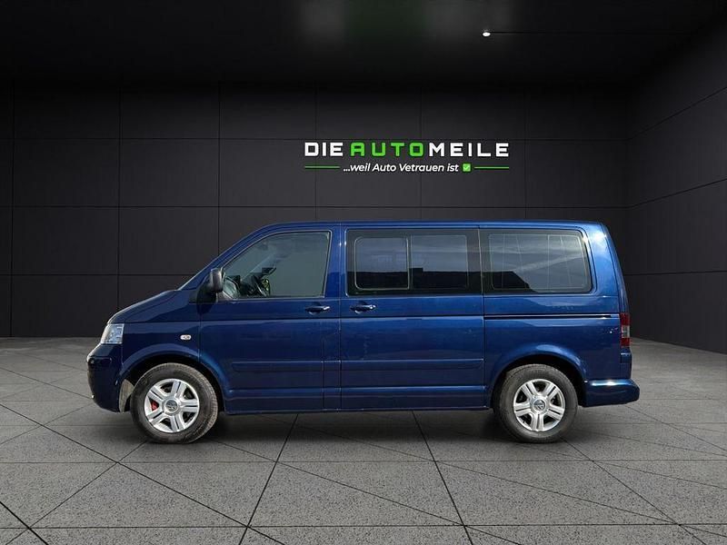 Usata VW Multivan 131 CV (96 kW) 2003 Blu Monovolume