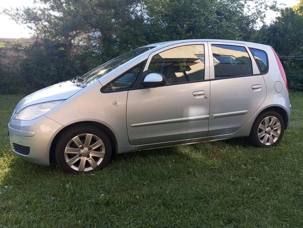 Gebraucht Mitsubishi Colt Instyle 109 PS (80 kW) 2008 Blau Kleinwagen