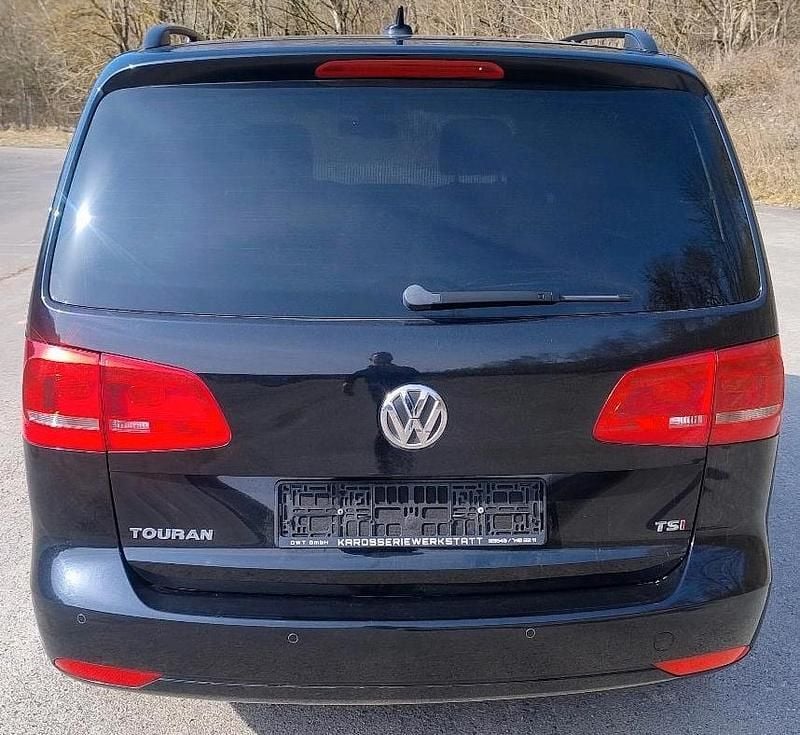 Gebraucht VW Touran 140 PS (102 kW) 2014 Schwarz Van / Kleinbus