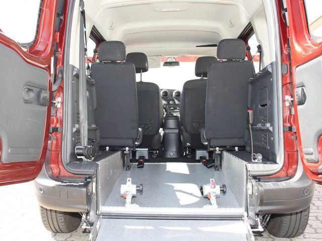 Gebraucht Mercedes Citan 111 110 PS (80 kW) 2014 Rot metallic Kombi