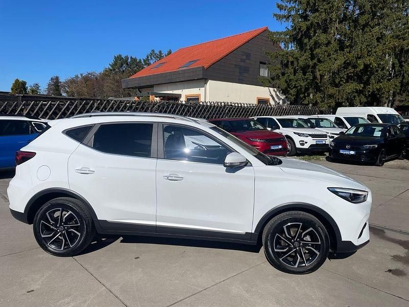 Gebraucht MG ZS Luxury 111 PS (81 kW) 2023 Weiß SUV