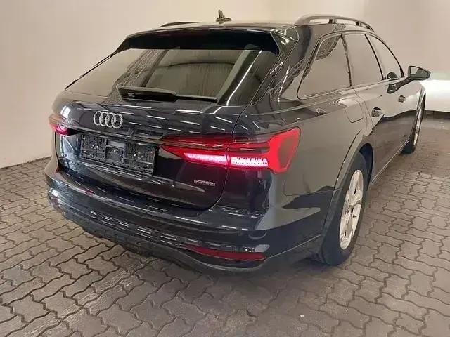 Gebraucht Audi A6 Allroad Sport 286 PS (210 kW) 2023 Blau Kombi