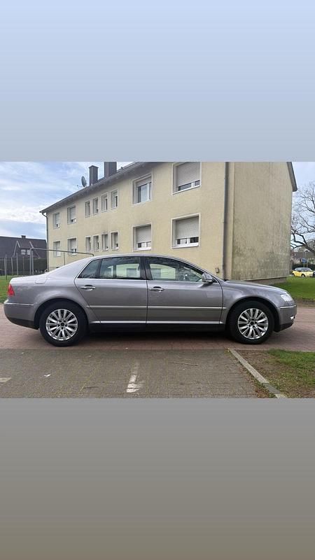 Second-hand VW Phaeton 239 CP (175 kW) 2009 Gri Berlinǎ