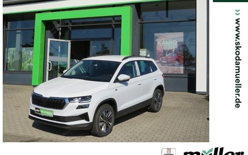 Neu Skoda Karoq Drive 150 PS (110 kW) 2025 Weiß (moonweiss perleffekt) SUV