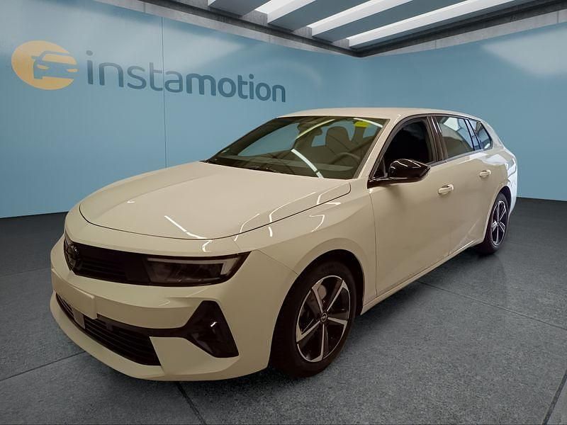 Weiß Gebraucht 2024 Opel Astra Kombi | 26.049 € (Fairer Preis) - Bild 1/4