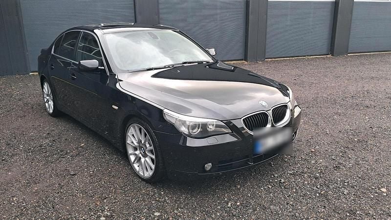 Gebraucht BMW 550 367 PS (269 kW) 2006 Schwarz Limousine