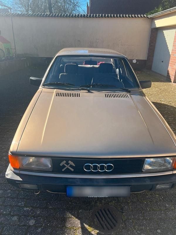 Gebraucht Audi 80 57 PS (41 kW) 1982 Gold Limousine