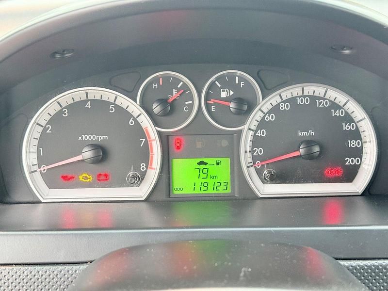 Grau Gebraucht 2009 Chevrolet Aveo Limousine | 700 € (Superpreis) - Bild 1/4