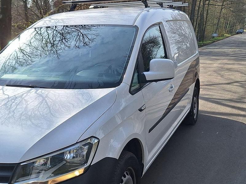 Gebraucht VW Caddy Maxi Trendline 110 PS (80 kW) 2016 Weiß Van / Kleinbus