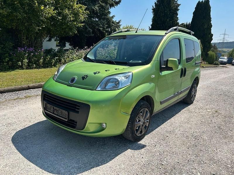 Grün Gebraucht 2010 Fiat Qubo Active Van / Kleinbus | 1.790 € (Superpreis) - Bild 1/4