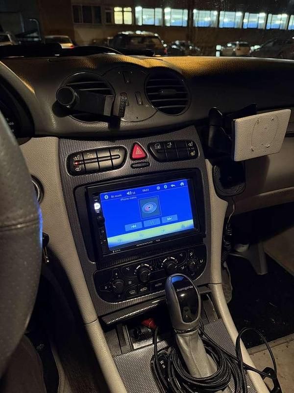 Gebraucht Mercedes CLK200 Elegance 163 PS (119 kW) 2003 Silber Coupé