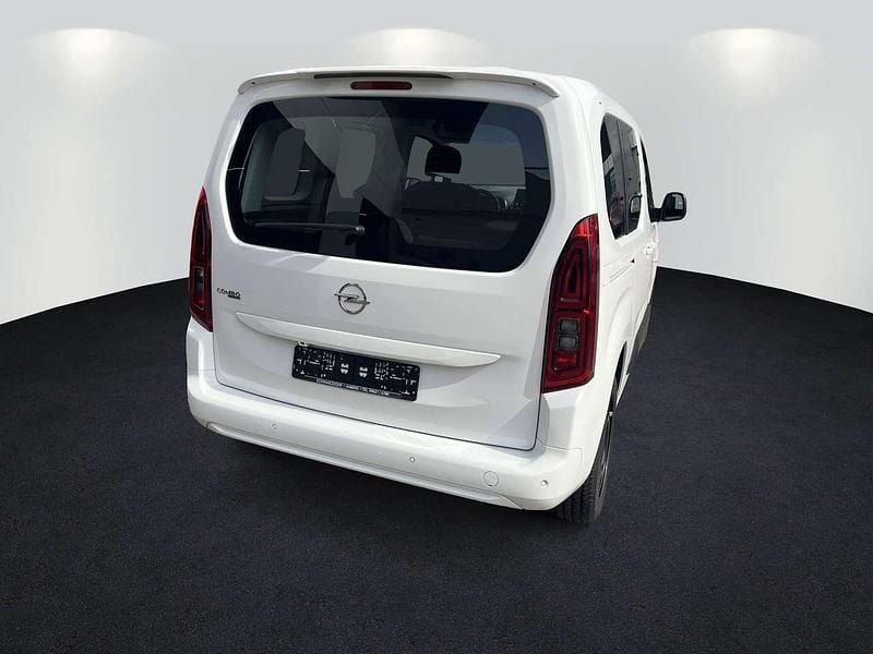 Gebraucht Opel Combo Life Edition 102 PS (75 kW) 2021 Jade weiss/arktis weiss Van / Kleinbus