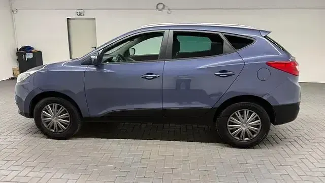 Gebraucht Hyundai ix35 116 PS (85 kW) 2015 Blueberryblaumet. SUV