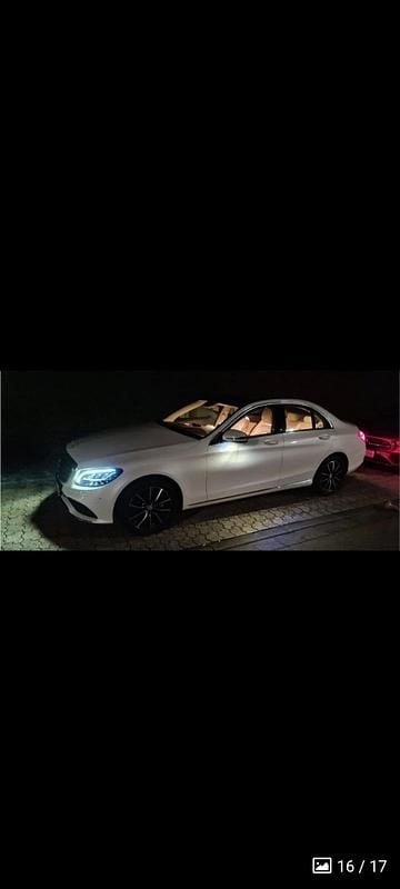 Gebraucht Mercedes C220 194 PS (142 kW) 2020 Weiß Limousine