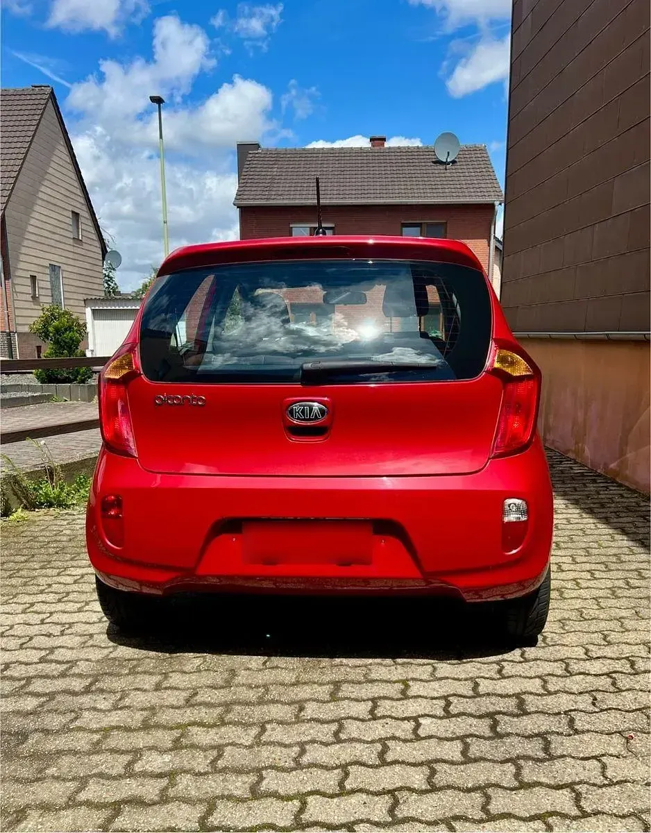 Gebraucht Kia Picanto Spirit 69 PS (50 kW) 2013 Rot Kleinwagen
