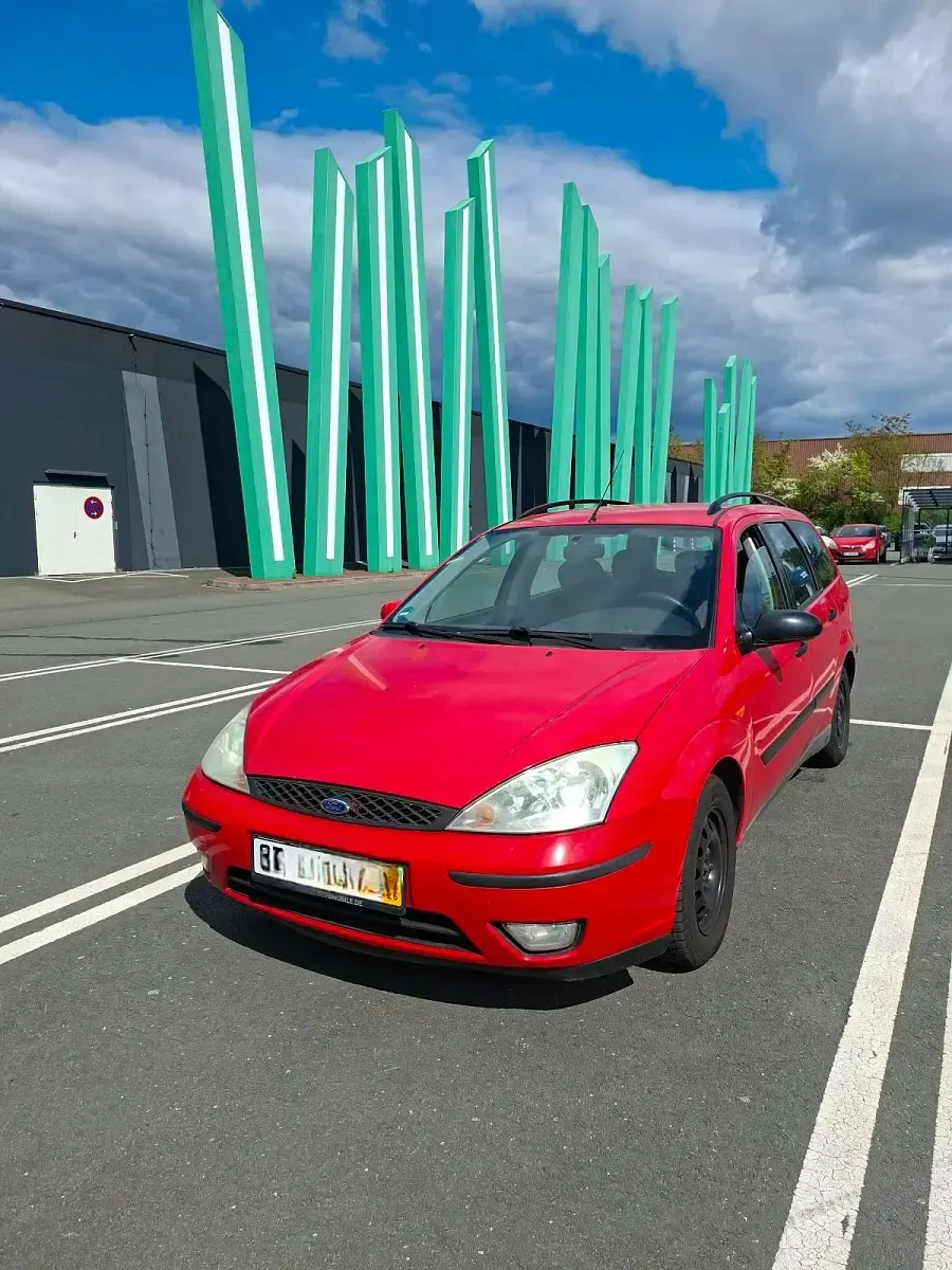 Usata Ford Focus 115 CV (84 kW) 2002 Rosso Station wagon