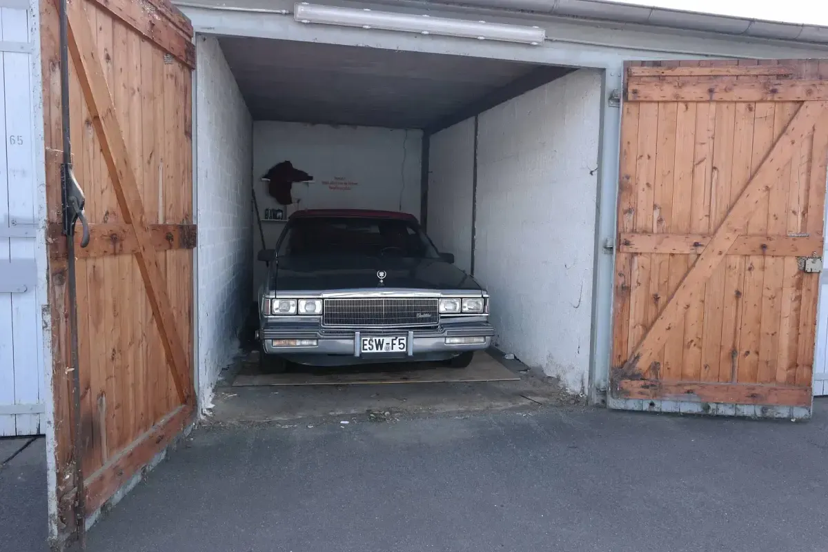 Gebraucht Cadillac Deville 132 PS (97 kW) 1986 Grau Limousine