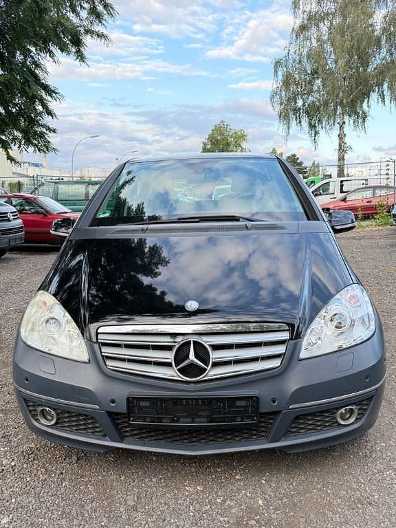 Schwarz Gebraucht 2009 Mercedes A170 Limousine | 3.999 € (Guter Preis) - Bild 1/4