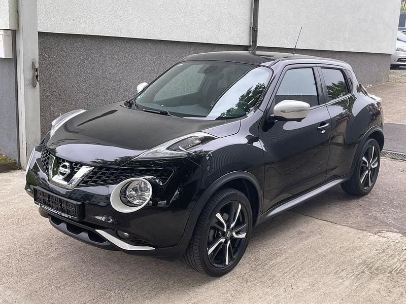 Schwarz Gebraucht 2016 Nissan Juke N-Connecta SUV | 11.700 € (Fairer Preis) - Bild 1/4