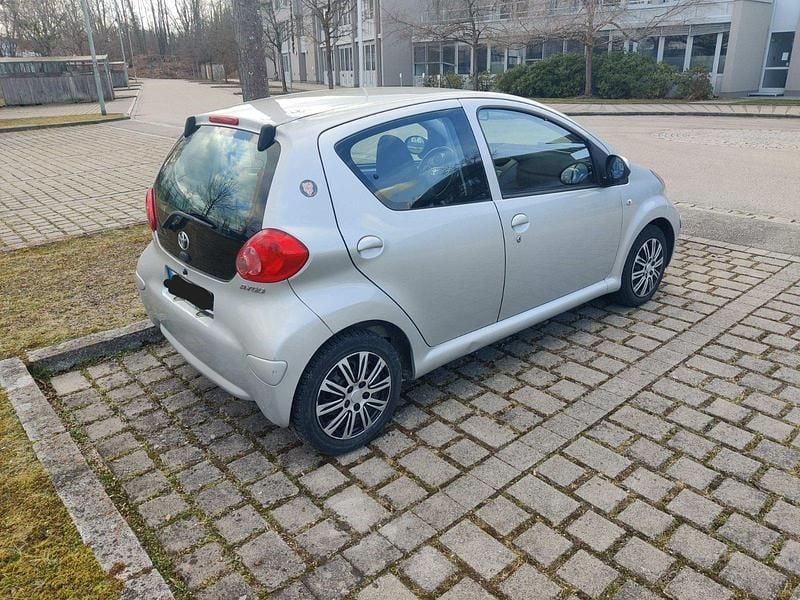 Gebraucht Toyota Aygo 68 PS (50 kW) 2009 Kleinwagen