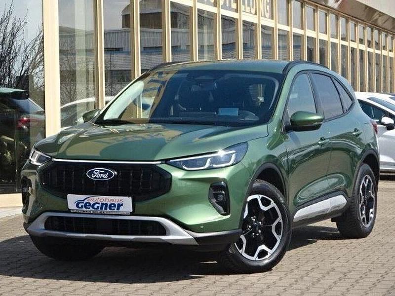 Gebraucht Ford Kuga Active 179 PS (131 kW) 2024 Bursting green SUV