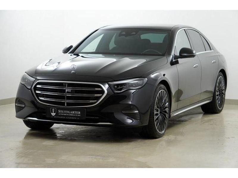 Gebraucht Mercedes E400 Exclusive 252 PS (185 kW) 2023 Obsidianschwarz  lack (metallic) Limousine