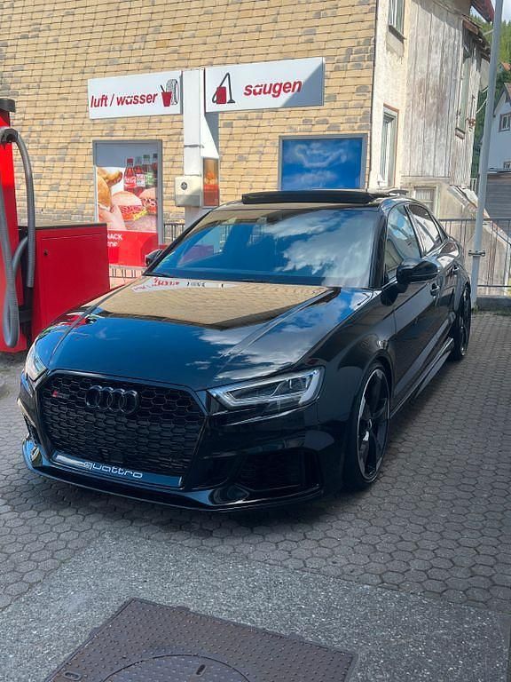 Second-hand Audi RS3 Sport 400 CP (294 kW) 2020 Negru Berlinǎ