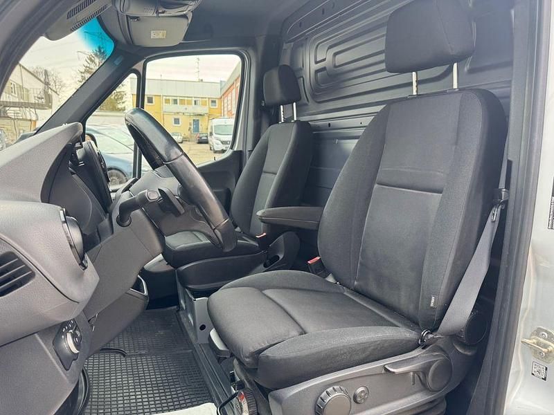 Gebraucht Mercedes Sprinter 143 PS (105 kW) 2019 Silber Van