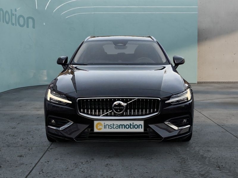 Gebraucht Volvo V60 Ultimate 197 PS (144 kW) 2023 Grau Kombi