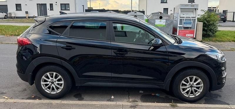 Gebraucht Hyundai Tucson 177 PS (130 kW) 2020 Schwarz SUV