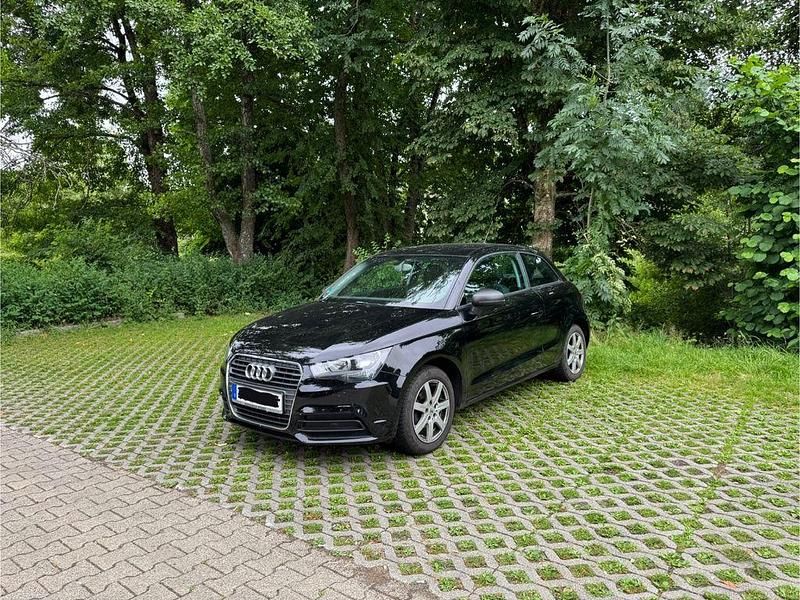Schwarz Gebraucht 2011 Audi A1 Ambition Kleinwagen | 5.500 € (Fairer Preis) - Bild 1/4