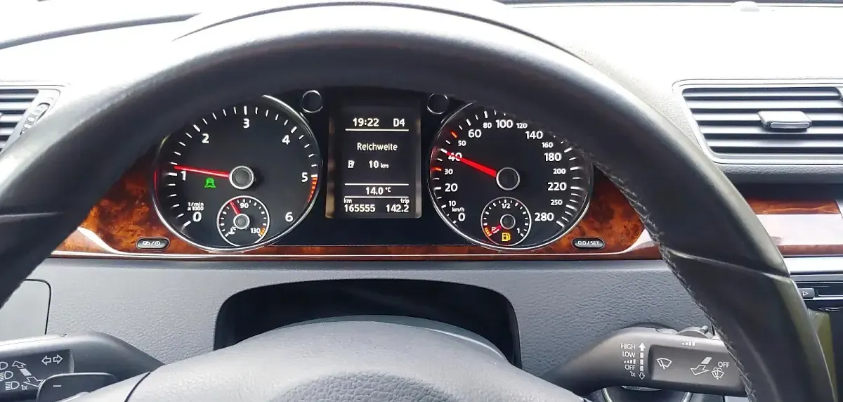 Gebraucht VW Passat 177 PS (130 kW) 2015 Weiß Coupé