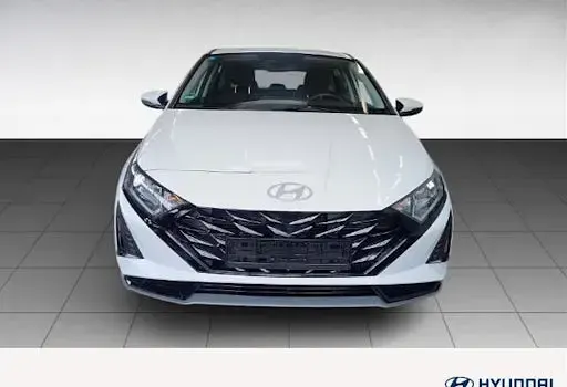 Gebraucht Hyundai i20 Trend 101 PS (74 kW) 2025 Weiss Kleinwagen