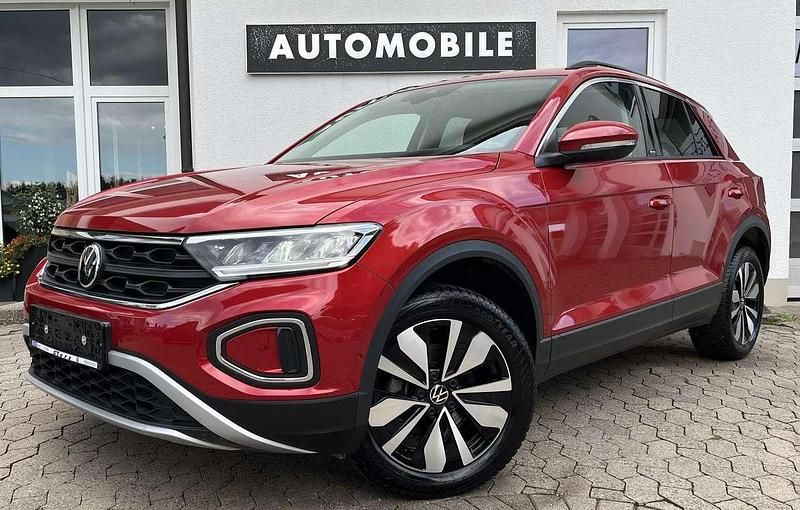 Rot Gebraucht 2024 VW T-Roc Move SUV | 29.979 € (Fairer Preis) - Bild 1/4