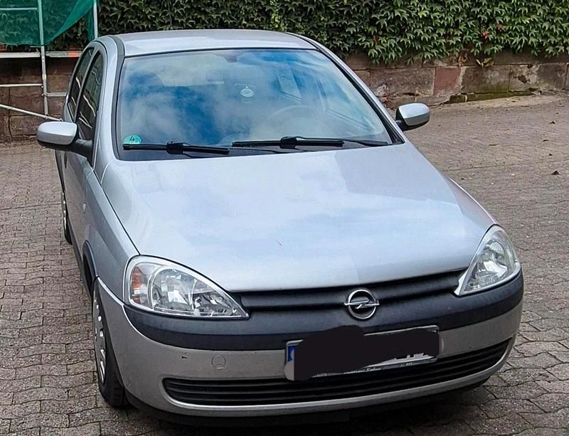 Grau Gebraucht 2002 Opel Corsa Kleinwagen | 500 € (Superpreis) - Bild 1/4