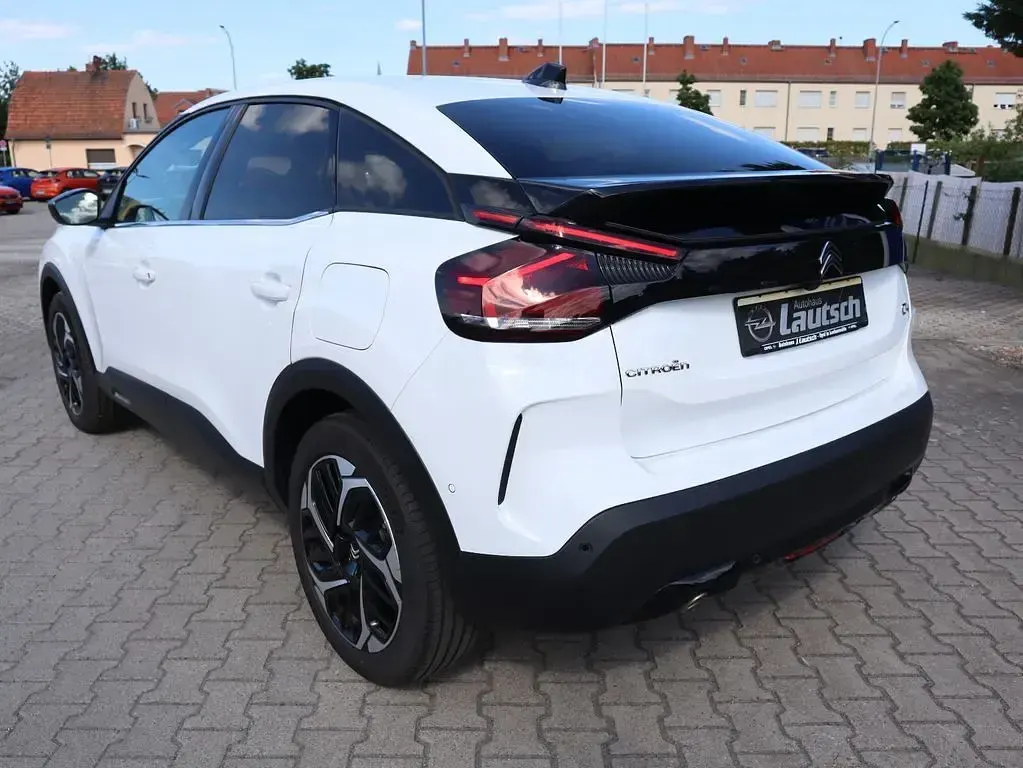 Gebraucht Citroën C4 Shine 131 PS (96 kW) 2024 Weiß SUV