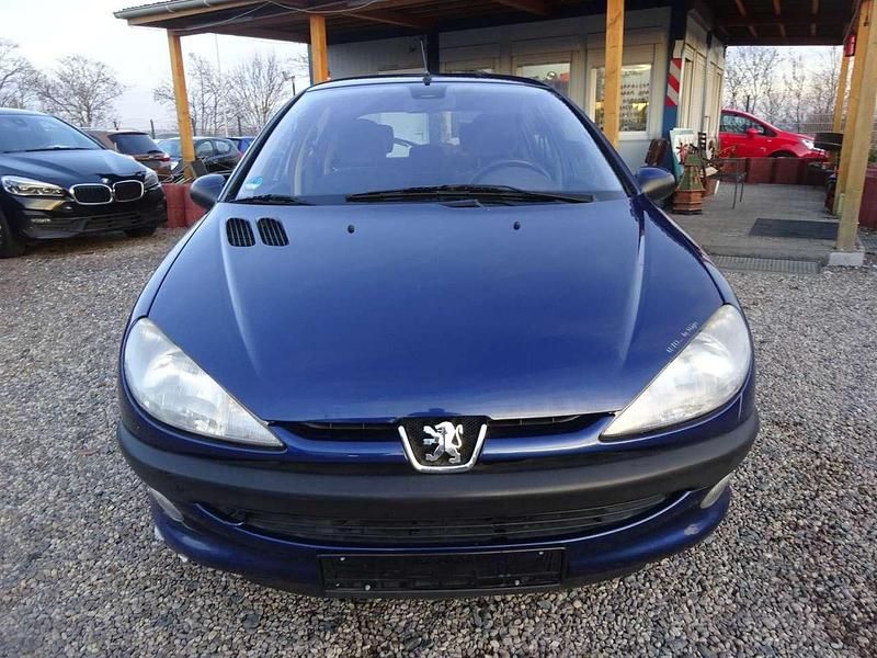 Gebraucht Peugeot 206 75 PS (55 kW) 2001 Blau Limousine