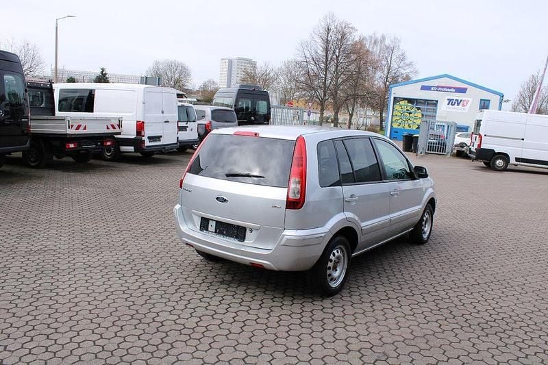 Gebraucht Ford Fusion Style 68 PS (50 kW) 2010 Silber Kleinwagen