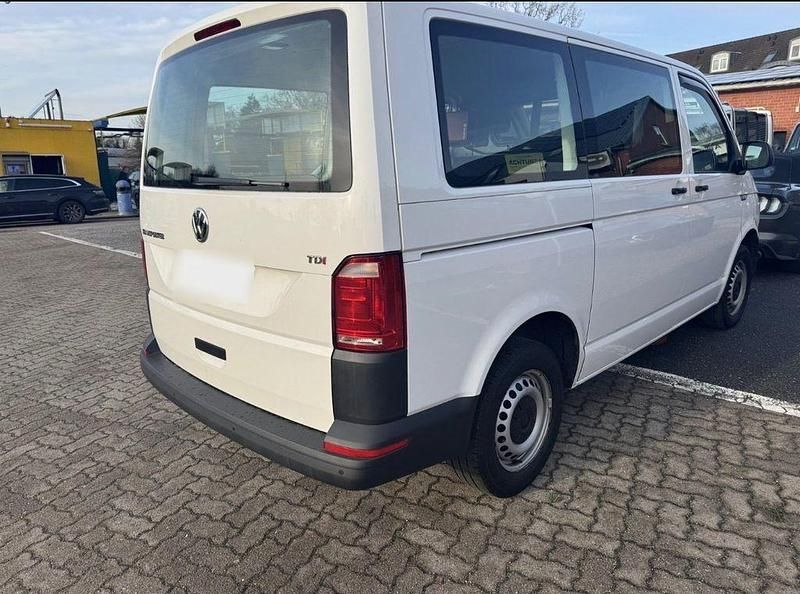 Second-hand VW Transporter 150 CP (110 kW) 2017 Alb Van