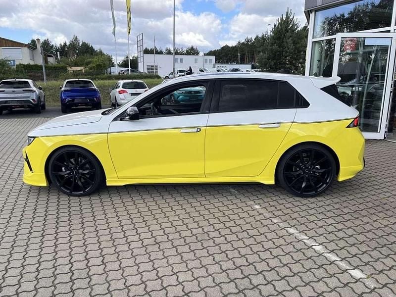 Gebraucht Opel Astra 131 PS (96 kW) 2025 Weiß Limousine