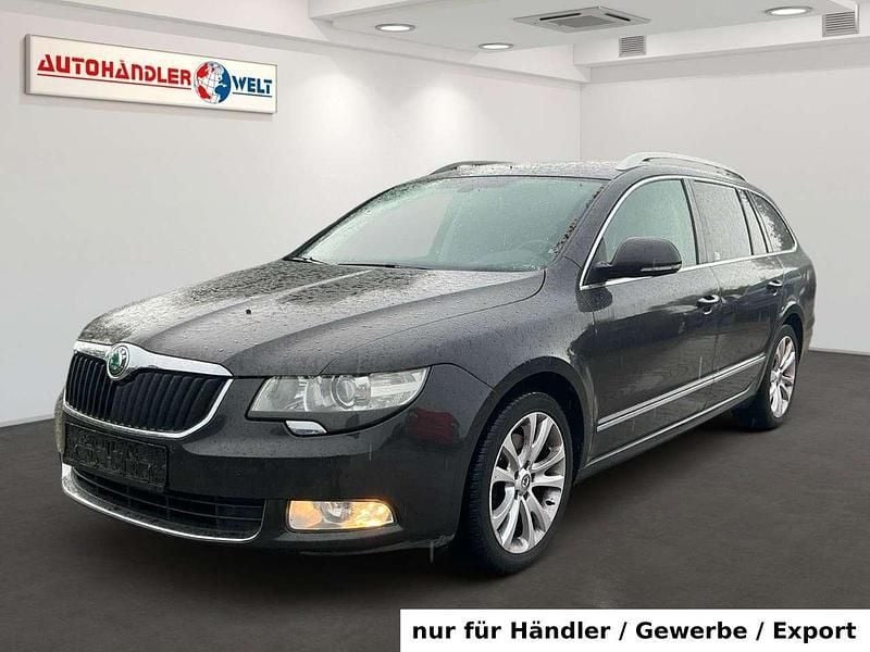 Braun Gebraucht 2010 Skoda Superb Kombi | 4.899 € (Superpreis) - Bild 1/3