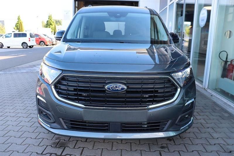 Gebraucht Ford Tourneo Connect Titanium 122 PS (89 kW) 2025 Graphite grey metallic Van / Kleinbus